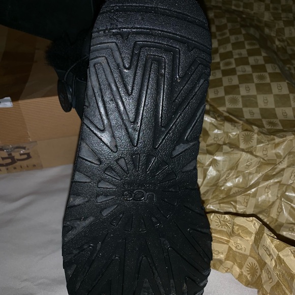 Uggs Boots - Picture 3 of 7